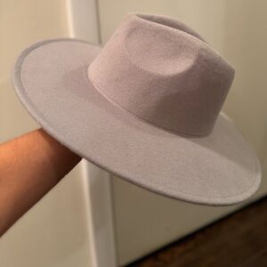 Wide Brim Hat in Gray | NWT